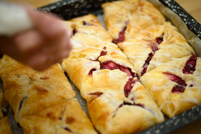 Topfentascherln mit Früchten oder Rosinen